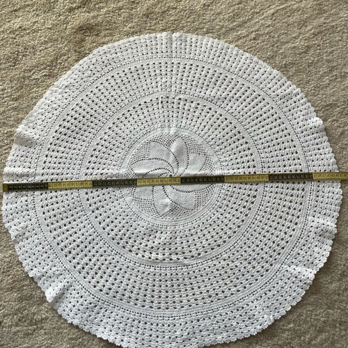 Handmade tablecloth used, crochet, round rotonda