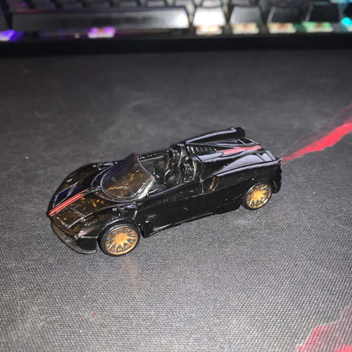 '17 Pagani Huayra Roadster (HW Exotics Pack) used Hot Wheels