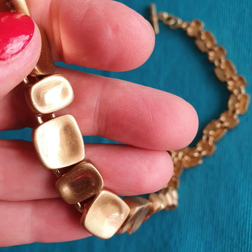 Anne Klein vintage choker necklace used, gold tone
