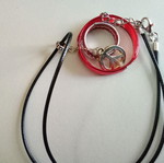 Handmade necklace with rings and peace symbol red and silver, new