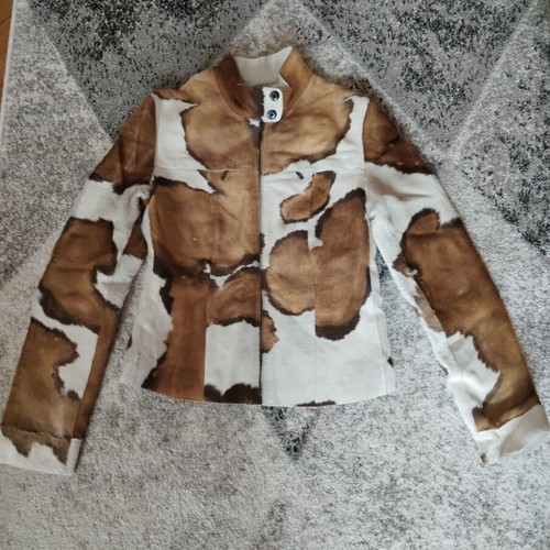 Leather jacket Leonardo vintage short, like new, white and brown