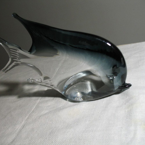 Glass decorative fish used with small tail chip