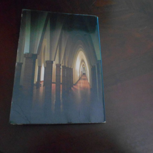 Gaudi Architecture used, Italian edition album 64 pages