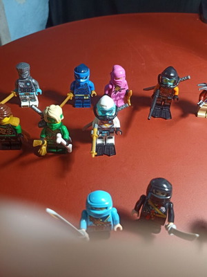 Lego Ninjago figures like new
