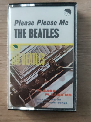 The Beatles Please Please Me cassette like new, rock