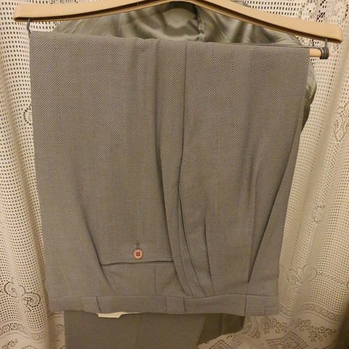 Armani Exchange suit XL like new with velvet texture