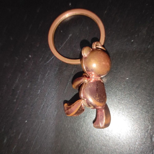 Metal Roma Italia keychain used with copper coating and moving parts