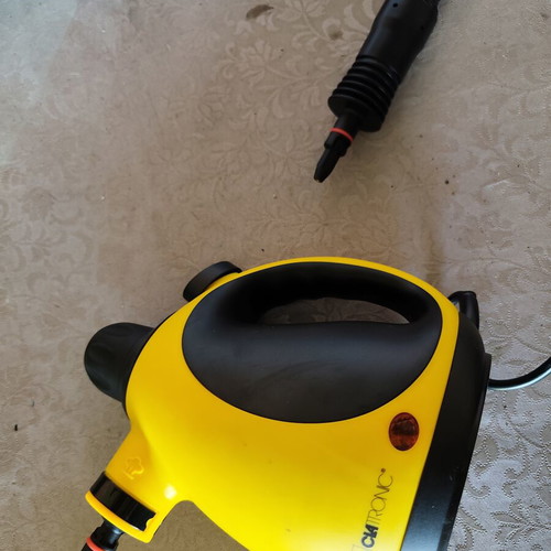 Steam Cleaner 1lt new, with accessories