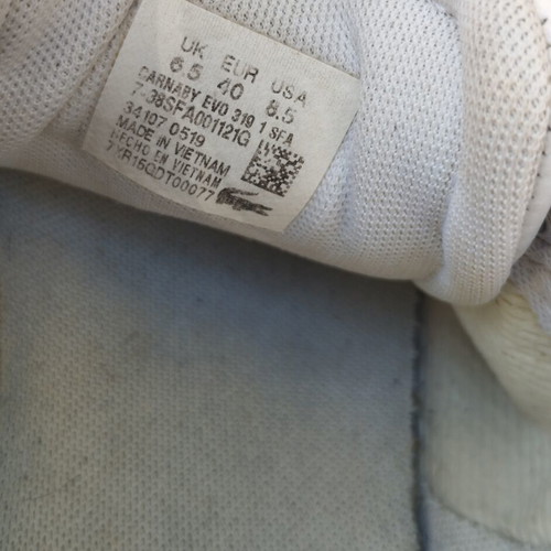 Lacoste leather unisex sneakers used, size 40, white