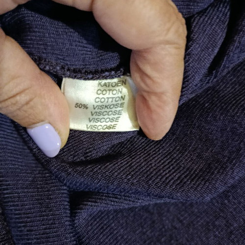 Women's turtleneck blouse purple size M like new