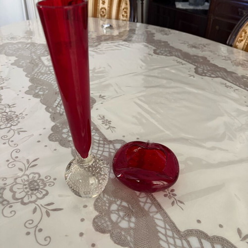 Murano vase and ashtray set like new in red color
