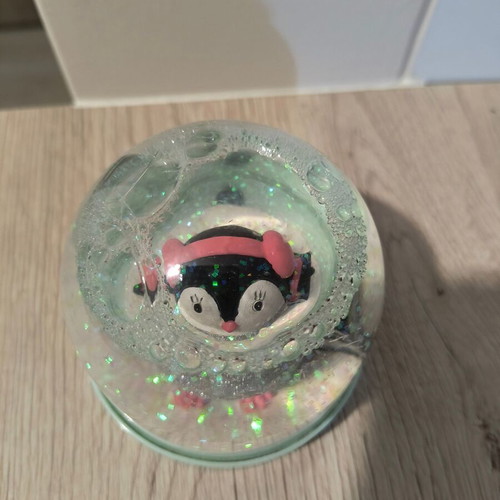 Sephora Snow Globe Penguin like new