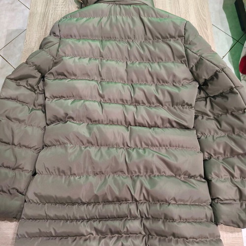 Women's puffer jacket used size medium grey silver
