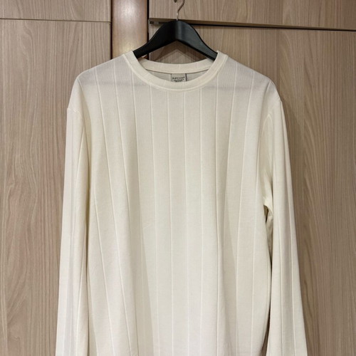 White men's long-sleeved Kipchak shirt size M like new