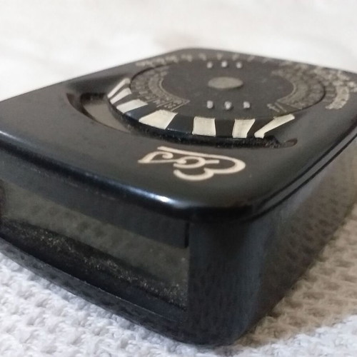 EOS Metrawatt Nürnberg light meter used with leather case