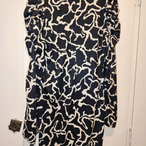 Black and white dress XXL like new