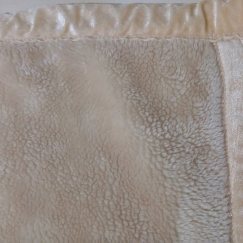 Double blanket like new 2.20x2.40