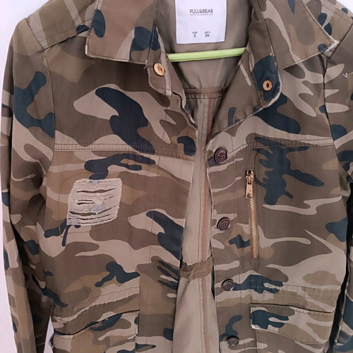 Military cotton mid-length jacket Pull & Bear like new, black and green