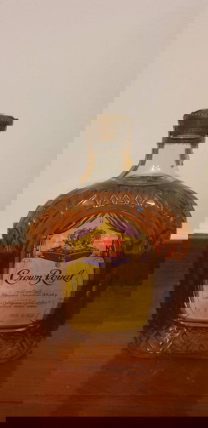 Crown Royal Canadian Whiskey 75cl