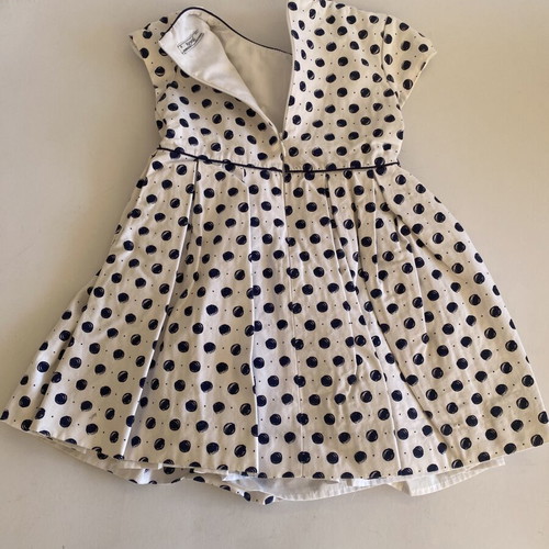 Mayoral dress size 4-5 years (110 cm) like new, white with dark blue polka dots