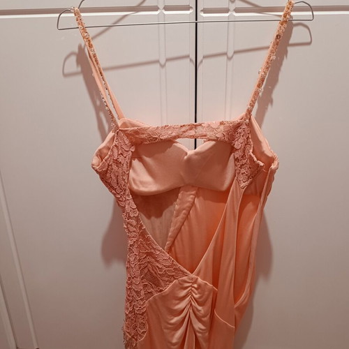 Evening dress Maestri silk peach long with slit and open back like new size small