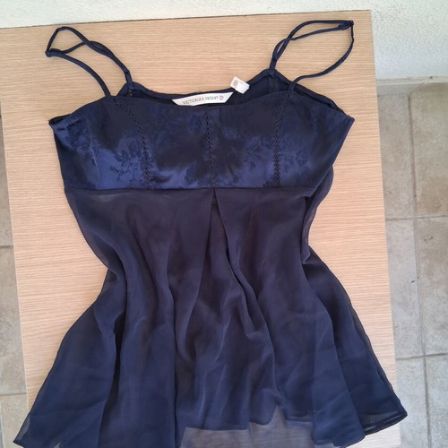 Victoria's Secret Babydoll slip size S like new, beige and dark blue