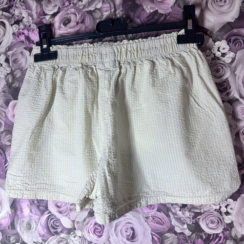 Destination kids shorts like new, beige yellow, size 12 years