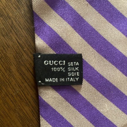 Gucci long silk skinny scarf purple beige gold like new