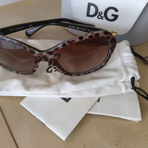 D&G sunglasses with brown leopard print frame