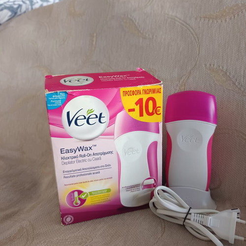 Veet Easy Wax hair removal devices like new, pack of 2 with accessories