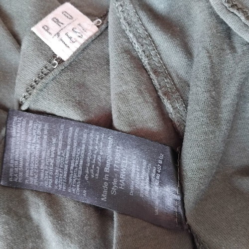 T-shirt Protest khaki color like new, size L