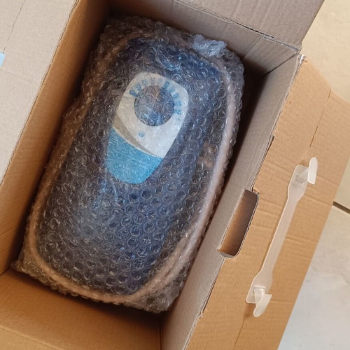 Alternating air pressure mattress like new with pump and repair kit