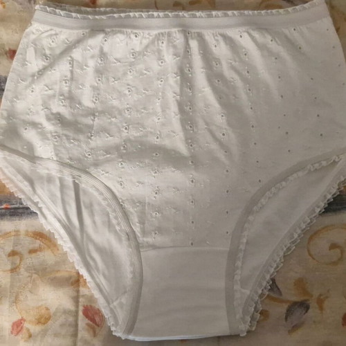 Lingerie set size 58 new, pack of 4, white