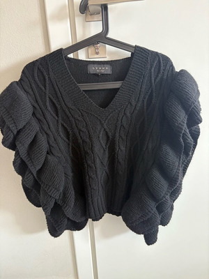 Lynne sleeveless knitted sweater black used, size S