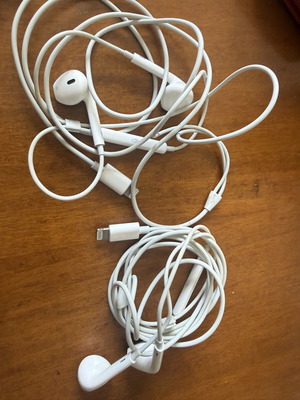 EarPods Lightning original Apple used
