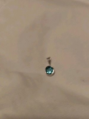 Blue pendant like new