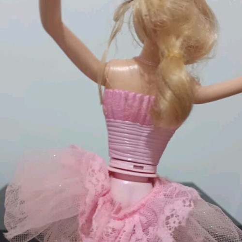 Barbie Prima Ballerina vintage used with loose skirt