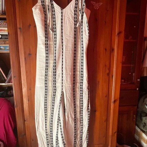Linen dress from Sciptro, cream and black