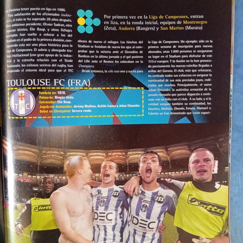 Don Balon magazine like new with Messi poster