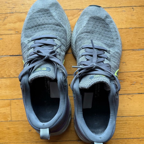 Nike Infinity React athletic shoes used, size 43, gray