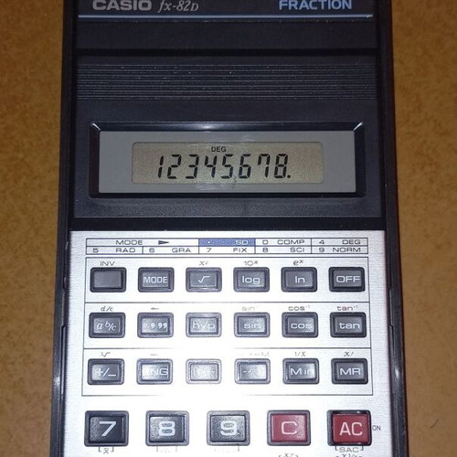 Scientific calculator Casio fx-250D / fx-82D like new with manual