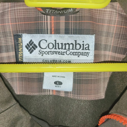 Μπουφάν Columbia σαν καινούργιο, αδιάβροχο, μέγεθος large, καφέ και πορτοκαλί καρό