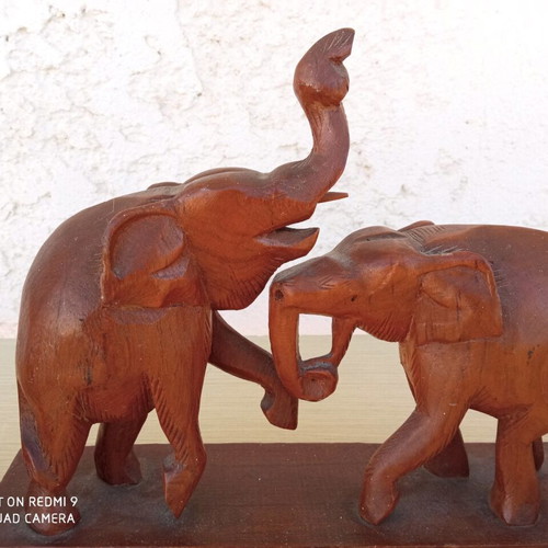 Wood carvings used, decorative set