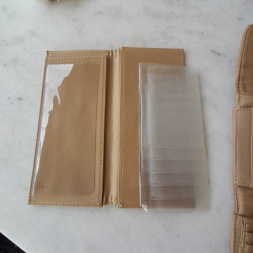 Nine West wallet like new, beige and brown