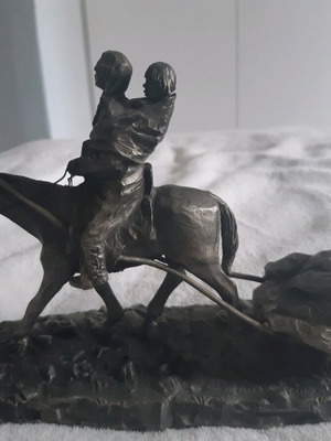 Philip Kraczkowski 1974 Worcester Pewter statue "Where the Buffalo Go" like new