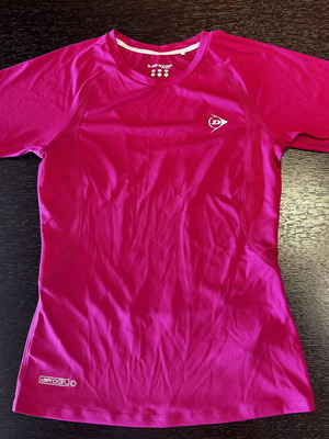 Dunlop Aerocool sports t-shirt, fuchsia, size M