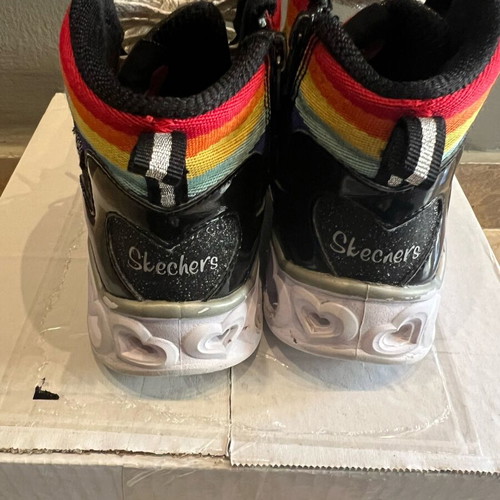 Μποτάκι Skechers μεταχειρισμένο με στρας και φωτάκια, νούμερο 32, μαύρο πολύχρωμο
