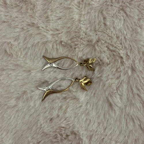 Oxette earrings like new, gold and silver with stone