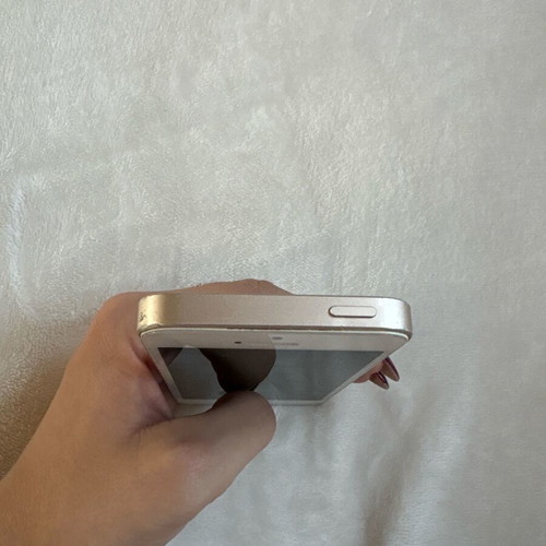 iPhone SE pink gold used, 32 GB, good condition