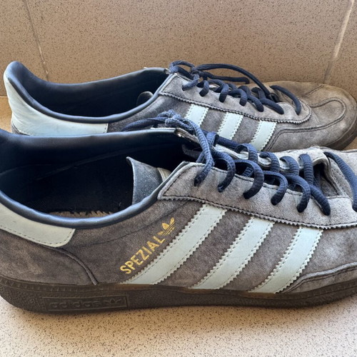 Adidas casual shoes size 45-46, blue